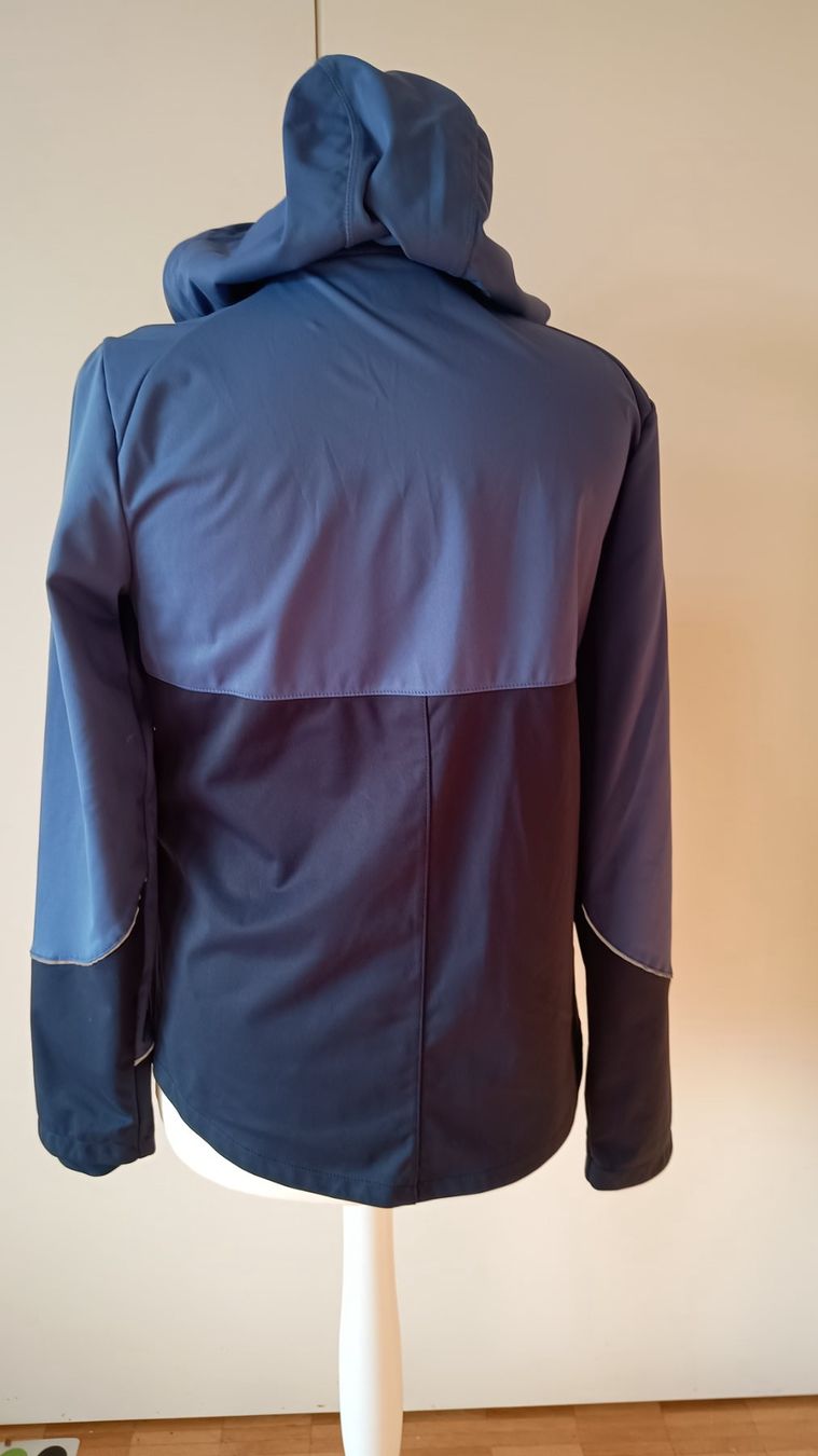 Giacche: Neue Softshell Jacke Damen Gr. 38 mit Tags! – Nuovo (secondo la descrizione) da Zürich venduto da jona8859 2