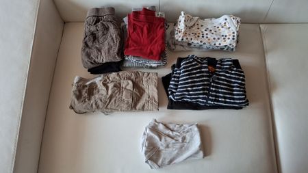 Kinderkleiderpaket Grösse 80, neutrale Farben