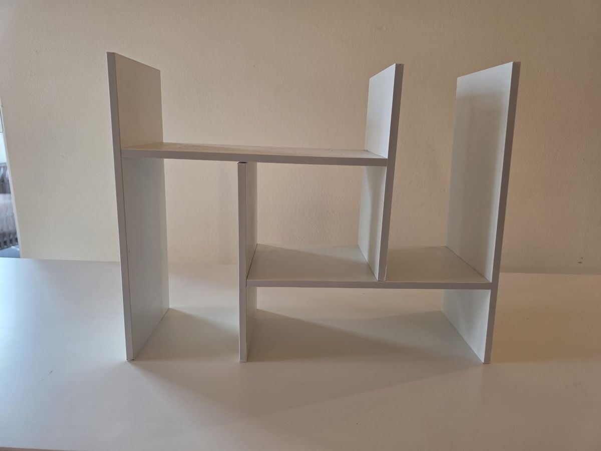 Ikea Schreibtische: Schreibtisch weiss mit Schubladen  – Gebraucht aus Oberentfelden von rom_tg9s 7