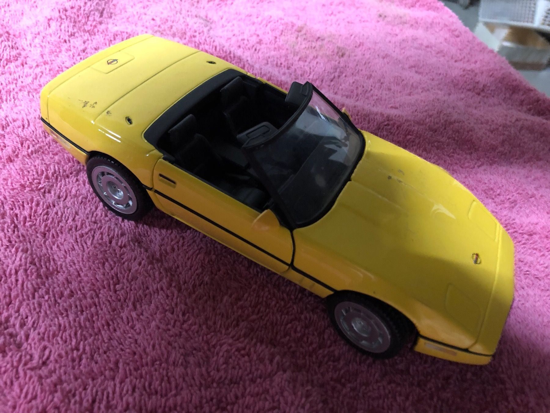 Chevrolet Modellini d'auto: Chevrolet gm corvette c4 Cabrio lt1 v8 – Nuovo (secondo la descrizione) da Reinach AG venduto da rares75