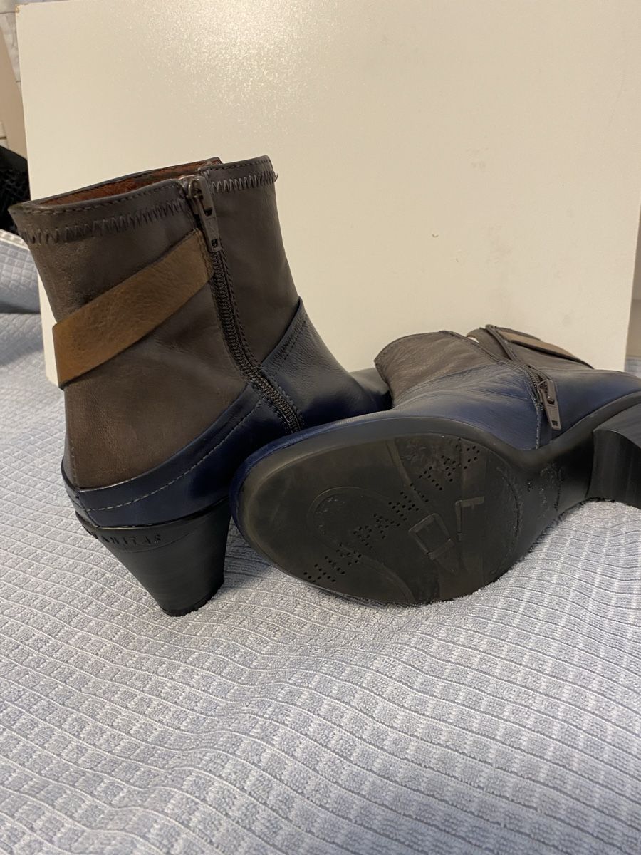 Scarpe da donna: Hispanitas Lederstiefeletten Gr. 39 – Nuovo (secondo la descrizione) da Regensdorf venduto da Langenbach51 3