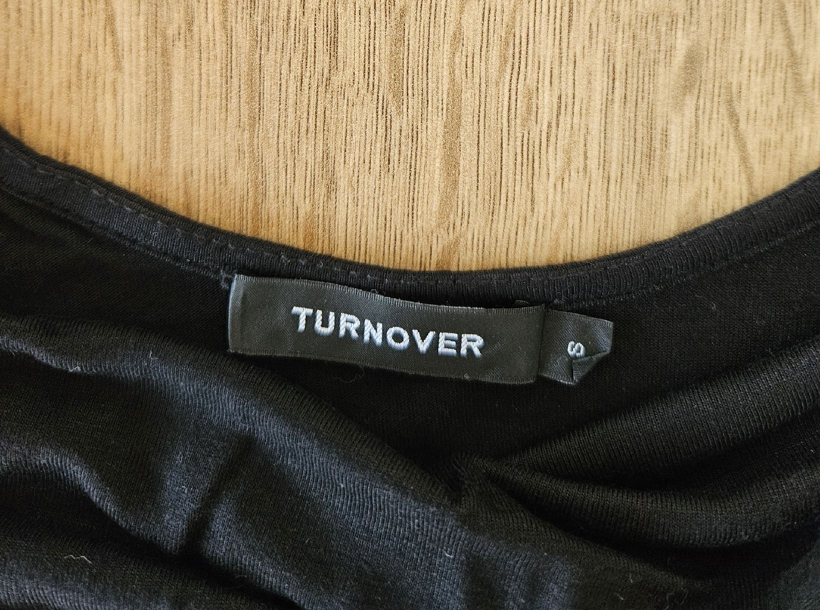 Top: Damen Top Turnover schwarz Grösse S  – Nuovo (secondo la descrizione) da Rhäzüns venduto da inf_rcj7 1