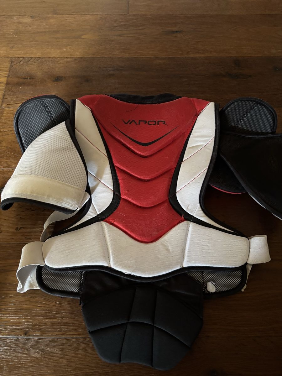 Bauer Protezioni & Imbottiture: Schulterschutz – Usato da Roggliswil venduto da Eishockeygirl 1