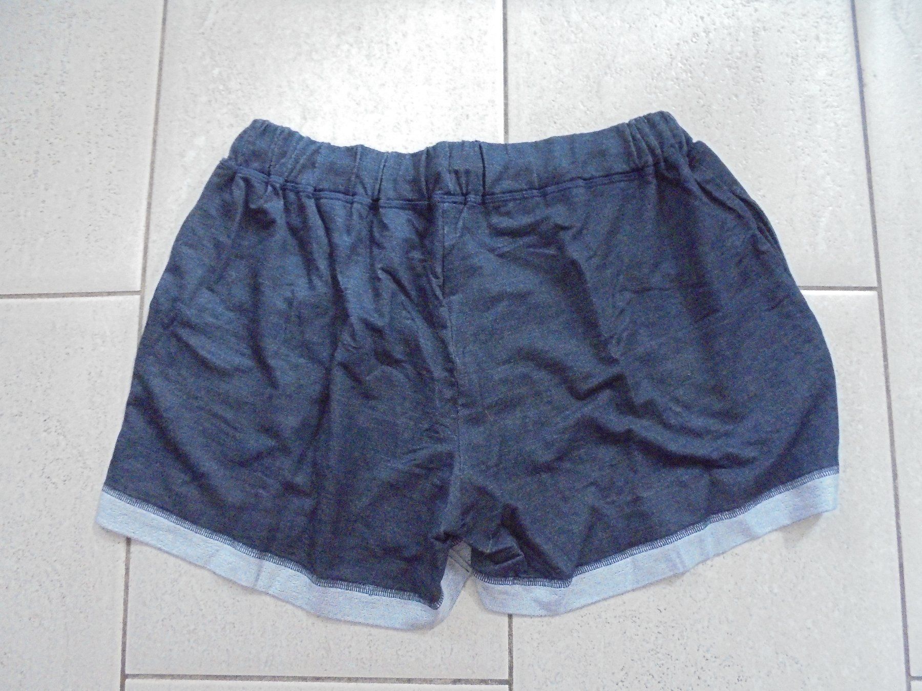 Calida Pantaloni: CALIDA SHORTS mit Seitentaschen GR.M NEU – Nuovo (secondo la descrizione) da Rotkreuz venduto da Samballi 2