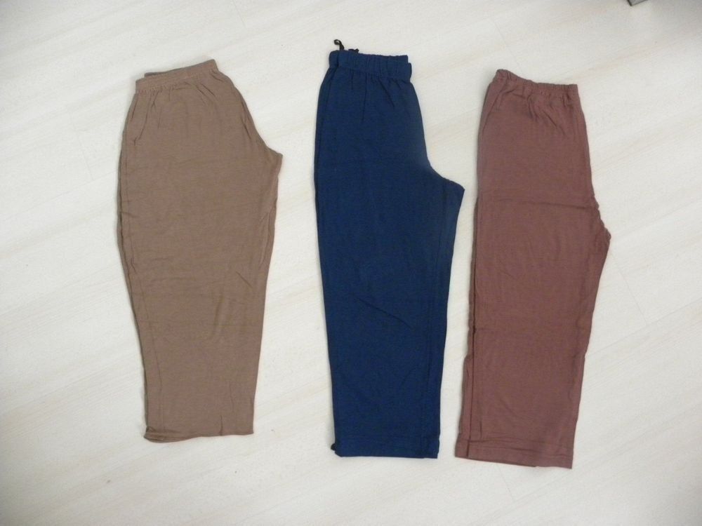 Lotti di vestiti: 3er Set leichte Stoffhosen, Grösse 42 – Usato da WALTERSWIL SO venduto da thb_ybm8