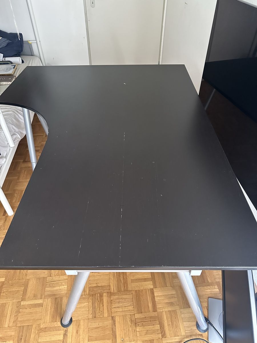 Bureaux: Galant Schreibtisch schwarz – D'occasion à Basel par olgarachel 1