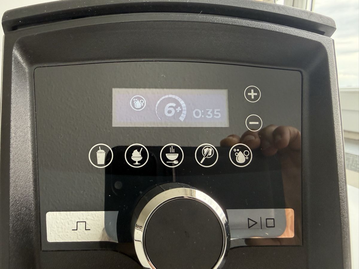Vitamix Küchengeräte: Vitamix Ascent A3500i Mixer – Gebraucht aus Zürich von gai_srv8 4