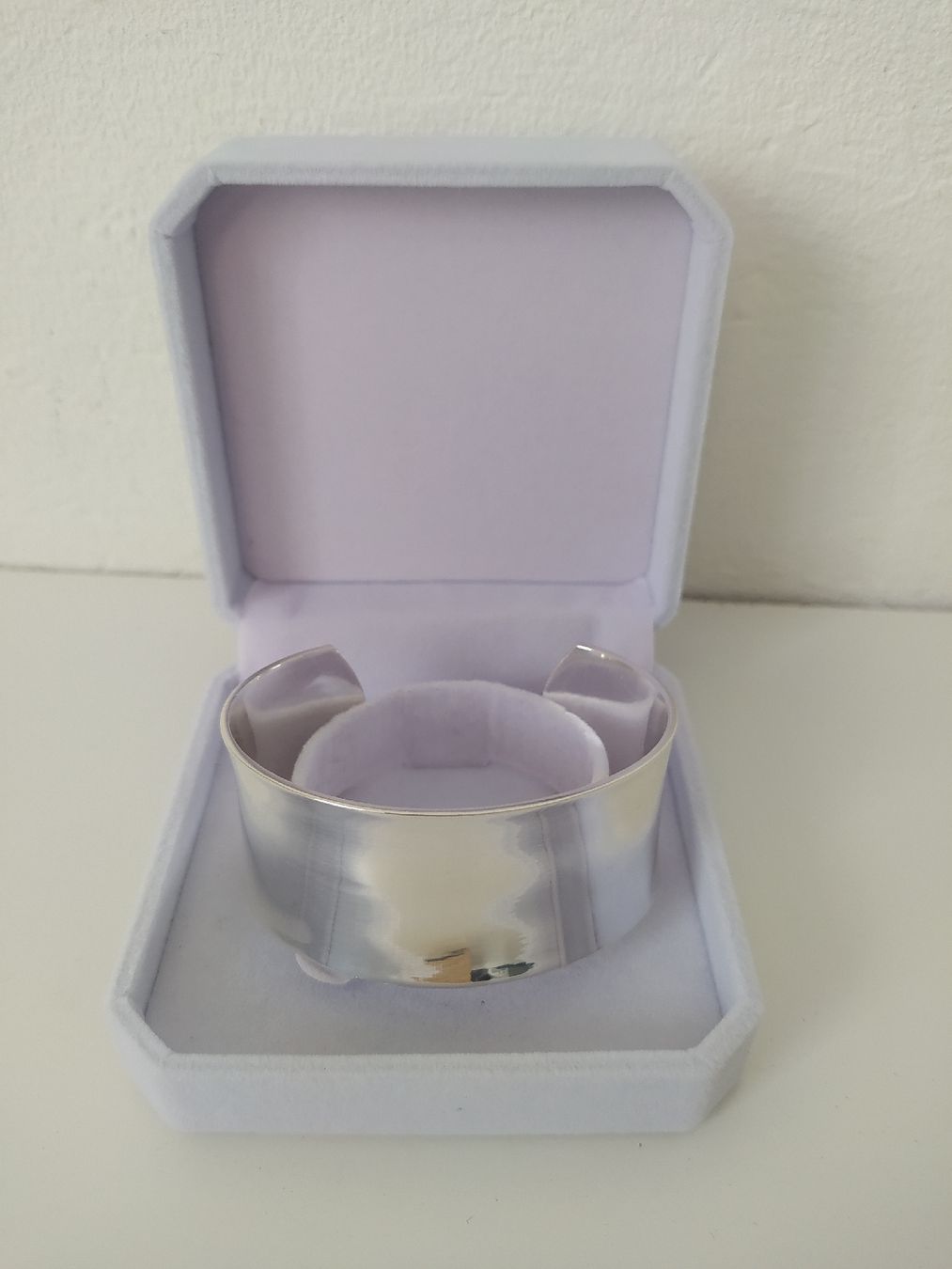 Bracciali & Braccialetti: Versilbertes Armband - Breit 3 cm. Verstellbar, Zeitlos, Neu – Nuovo e nell'imballaggio originale da Möhlin venduto da mik_h72m 4