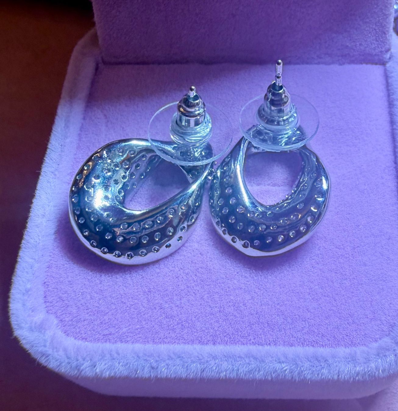 Boucles d'oreille: Boucles d’oreilles Eclipse – Neuf avec emballage d'origine à St-Maurice par Sandrinette123 3