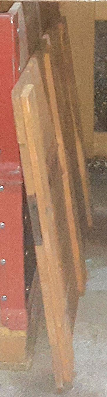 Paletten: 10 Paletten + 11 Rahmen + 1 Deckel – Gebraucht aus Wattwil von webrawa 3