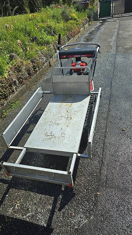 Carriole: Brouette à moteur Yanmar – Usato da Aigle venduto da tauxedenis