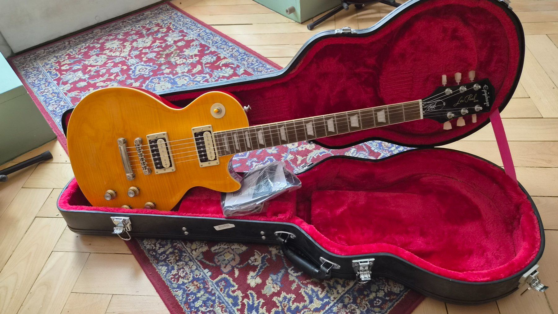 Epiphone Strumenti musicali: Epiphone Les Paul Slash Appetit Burst – Usato da pieterlen venduto da AntonelloGuitars 2