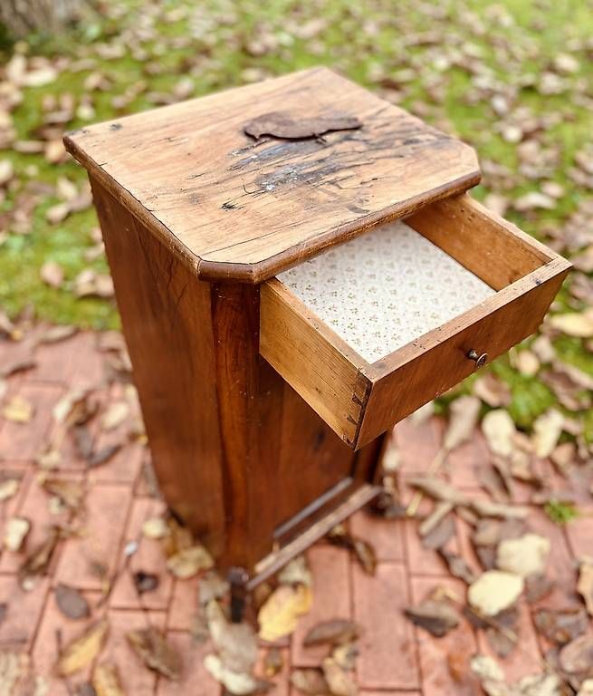 Tables de nuit: Antiker Nachttisch // Nr 1 – D'occasion à Kreuzlingen par HCHRT 2
