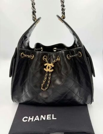 Chanel 25 Small, schwarz