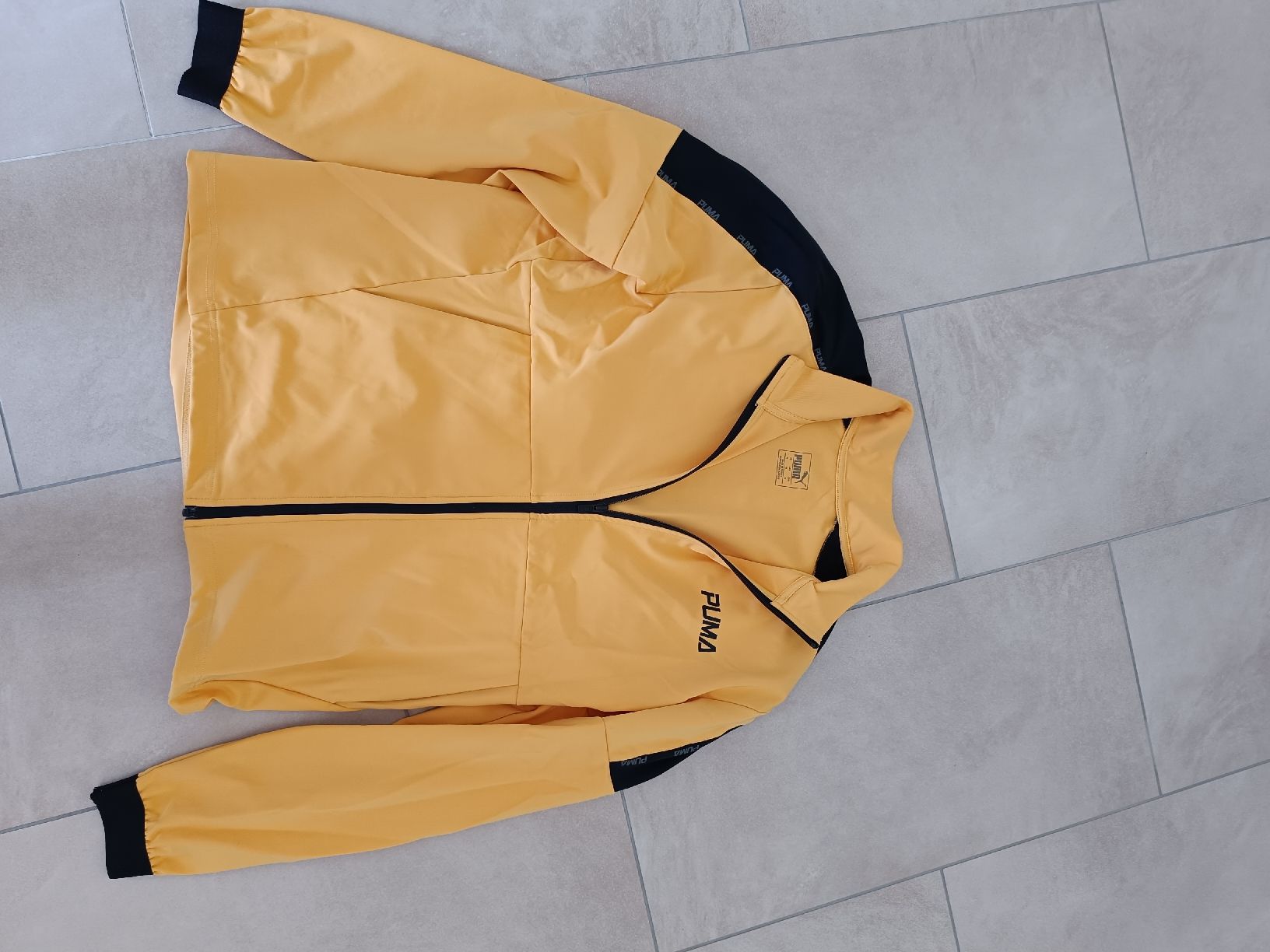 Puma Vestes: Puma Trainerjacke – D'occasion à Lenzburg par mzuibd_tzpk 1