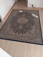 Orientteppich dunkelblau beige mit klassischem Muster