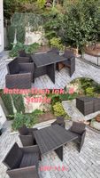 Rattan-Tisch ink. 4dazugehörige Stühle