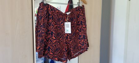 Damen-Sommershorts Viskose Grösse M neu