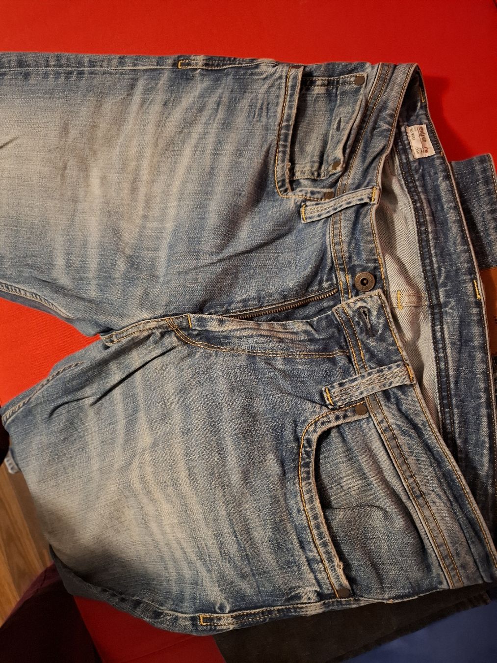 Pepe Jeans Lotti di vestiti: Hose-Mix Herren:Pepe Jeans, Stoffhose, Grösse 34/32 oder 52 – Usato da Speicherschwendi venduto da happyday72 2