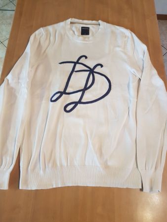 Pull taille S marque Devred