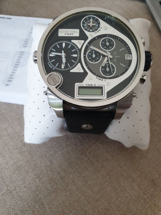 Diesel ONLYTHEBRAVE XL UHR Kaufen auf Ricardo
