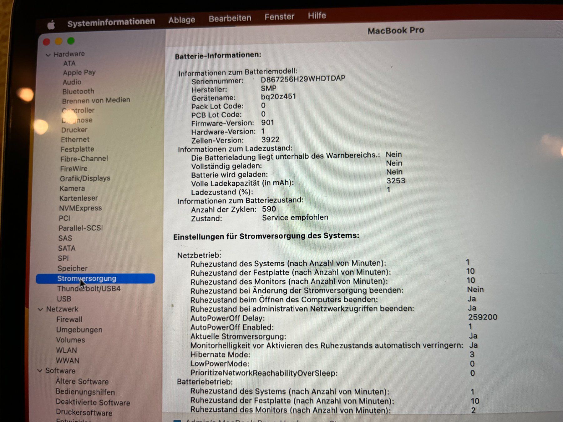 Apple Notebook: MacBook Pro 13 Zoll 2017 Touch A1706 EMC3163 – Usato da Winterthur venduto da fla_hwg8 4