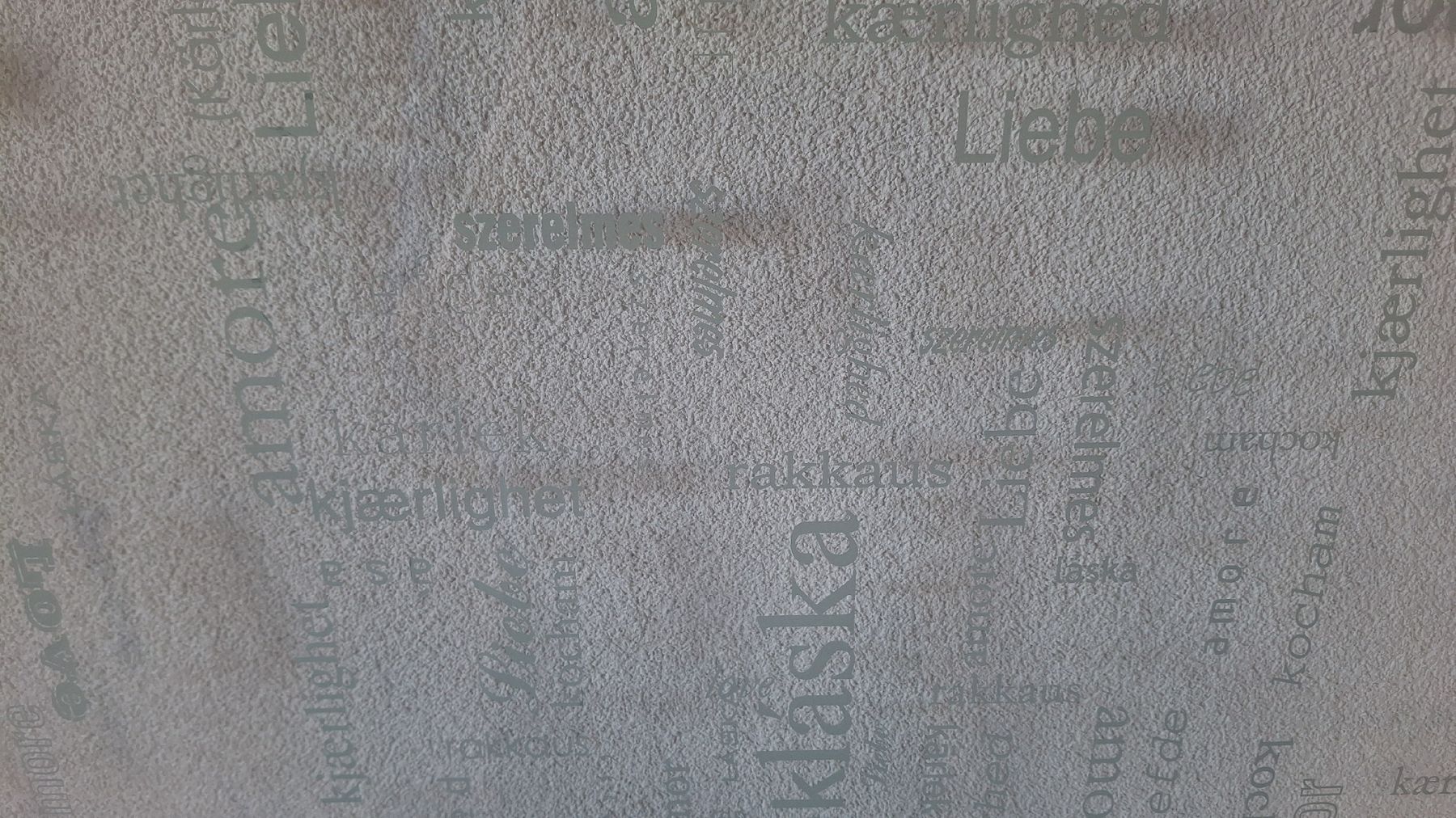 Ikea Bicchieri: Schteibtisch, Tischplatte Glas 80x150 – Usato da Heimberg venduto da sarisuri 1