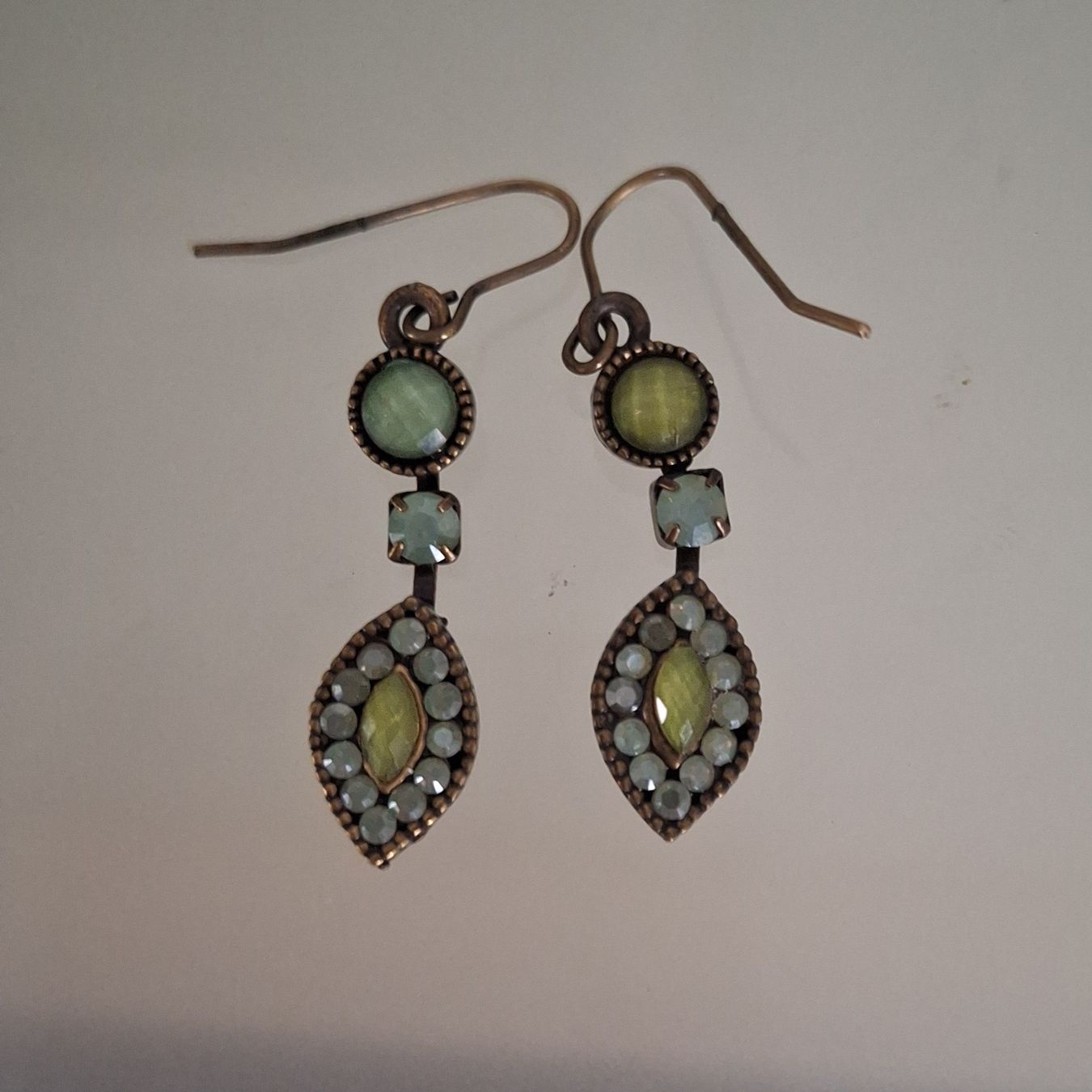 Boucles d'oreille: süsse antike Ohrringe – D'occasion à Kerzers par ExpressoTerreno
