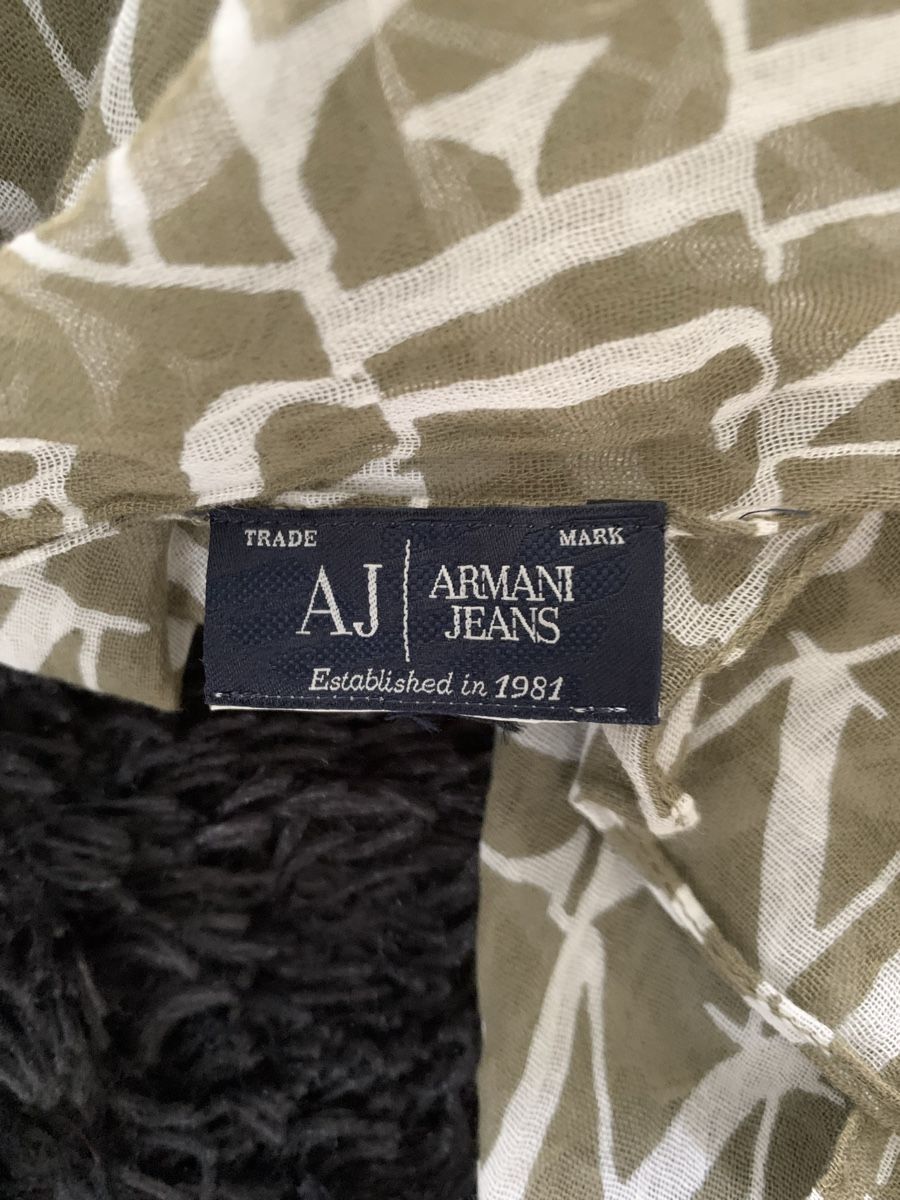 Armani Foulard & Sciarpe: Armani Schal  – Usato da Bergdietikon venduto da zor_856j 3