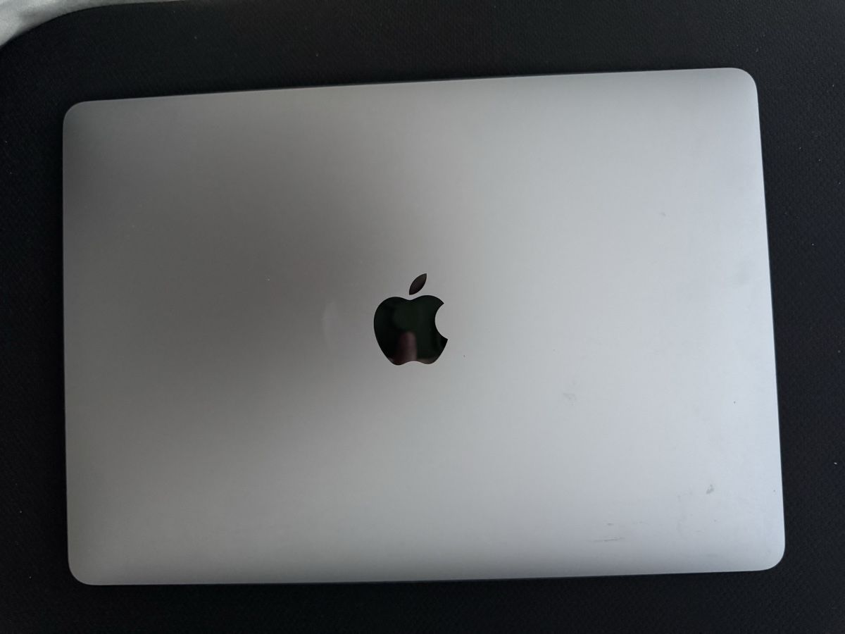 Apple Notebooks: MacBook Air 13” (2020 – Defekt aus Adliswil von Busys 2