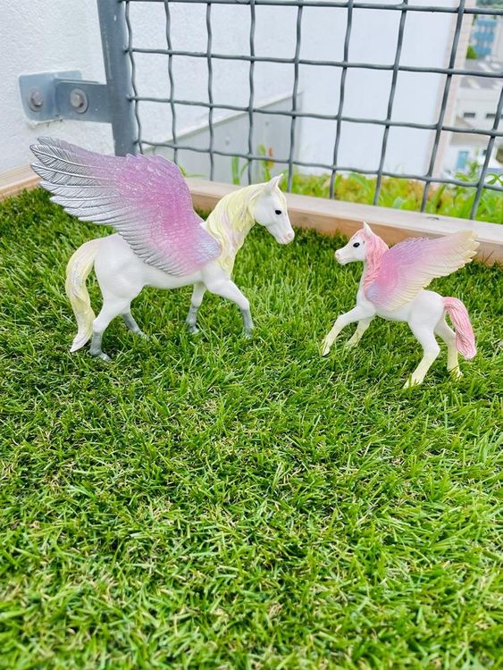  Schleich Pegasus Pferd mit Fohlen (Gebraucht) in Burgdorf für CHF 8 