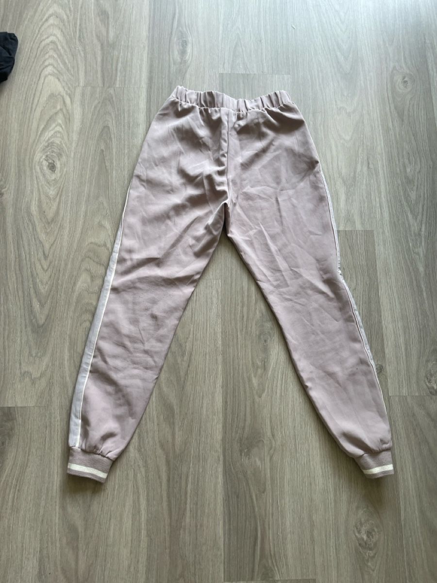 Pantaloni: Damen Jogginghose rosa Grösse XS  – Usato da Biel/Bienne venduto da Fashionstrasse1 1