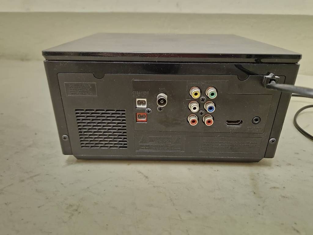 Lettore multimediale & Streamer: Samsung MM-E460D Stereoanlage Bluetooth & DVD – Usato da Kaiseraugst venduto da Hassi_66 1