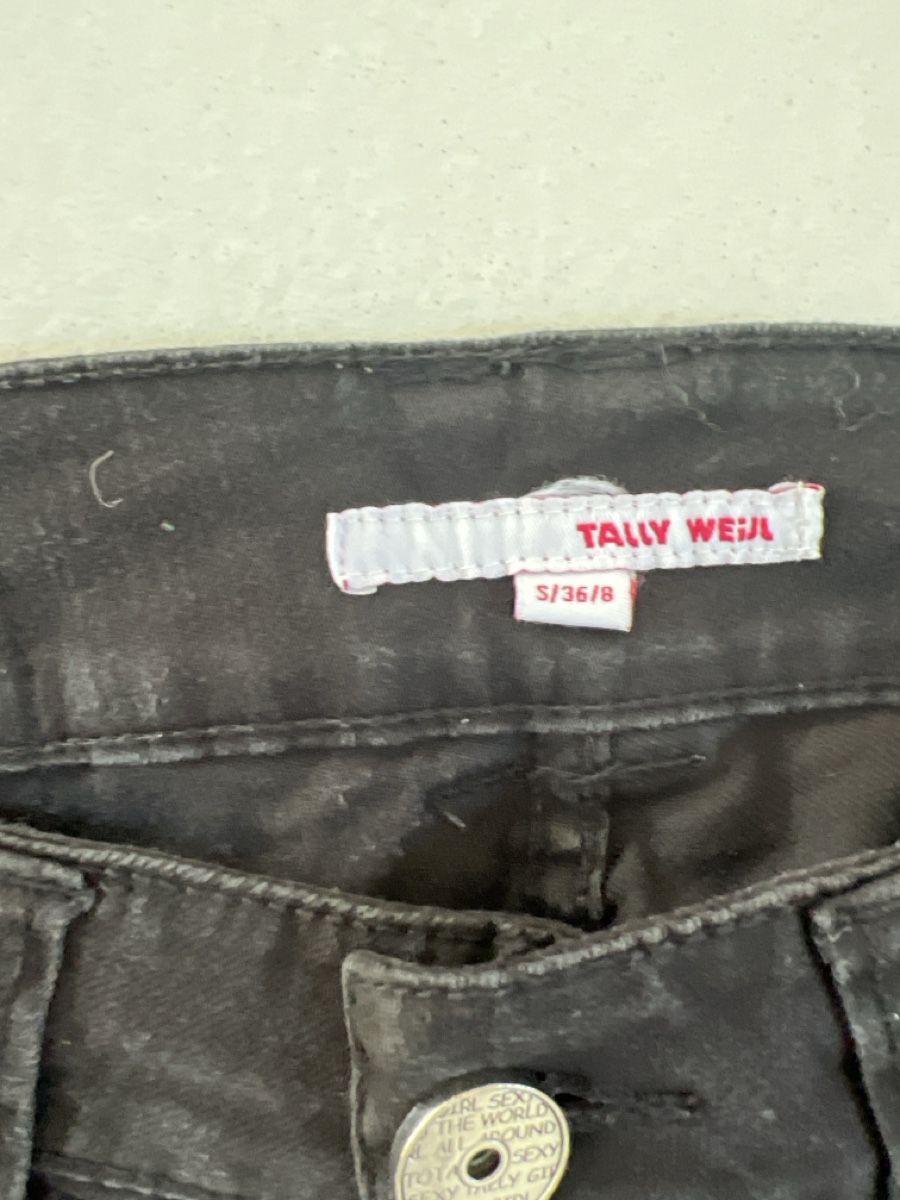 Tally Weijl Jeans: Jeans – Usato da Oberuzwil venduto da DanaB01 1
