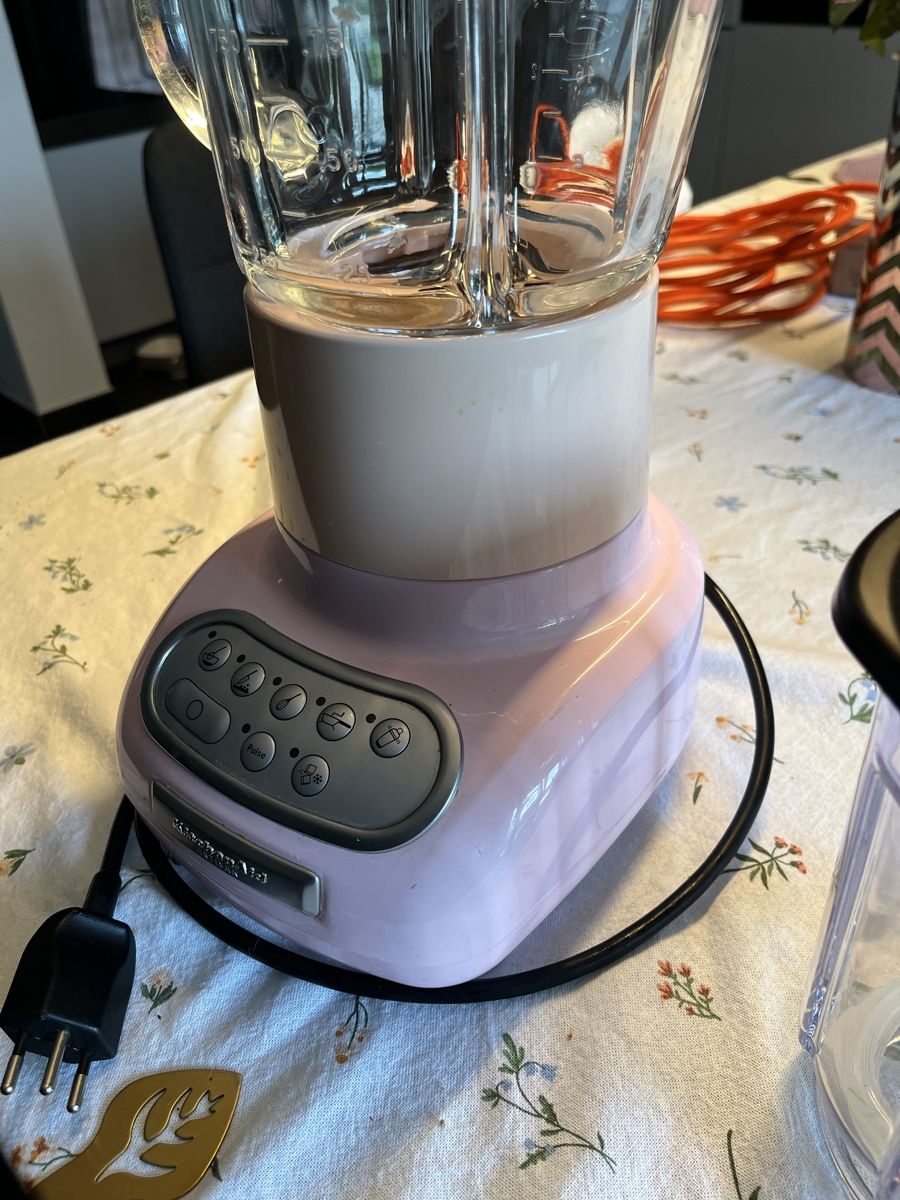 Kitchenaid Küchengeräte: KitchenAid Blender Rose  – Gebraucht aus Aproz (Nendaz) von Cheers_and_Woof 2