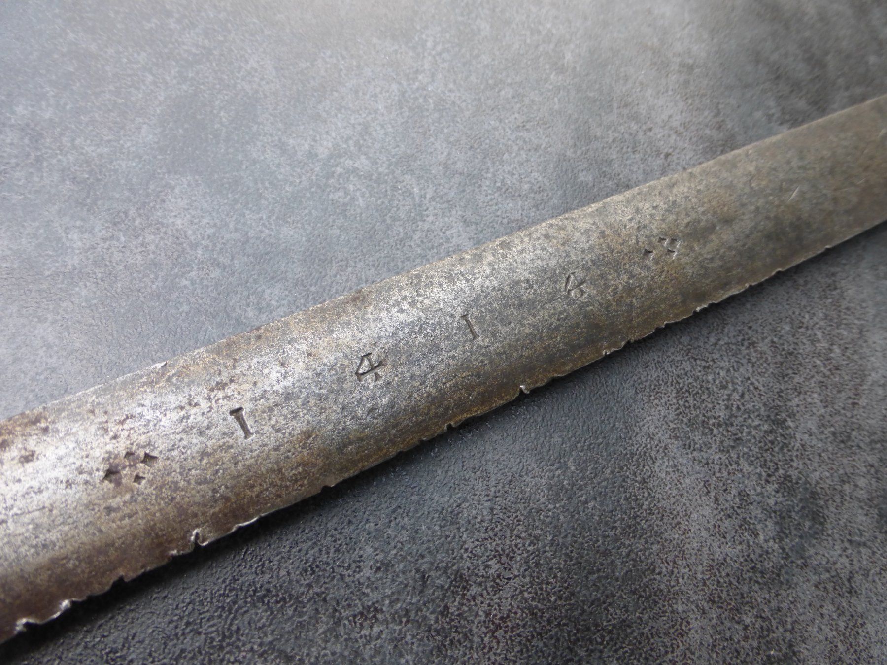 Altre raccolte & rarità: antikes Schweizer Schwert von 1414 – Usato da Rüthi (Rheintal) venduto da Schmidtrubin1 7
