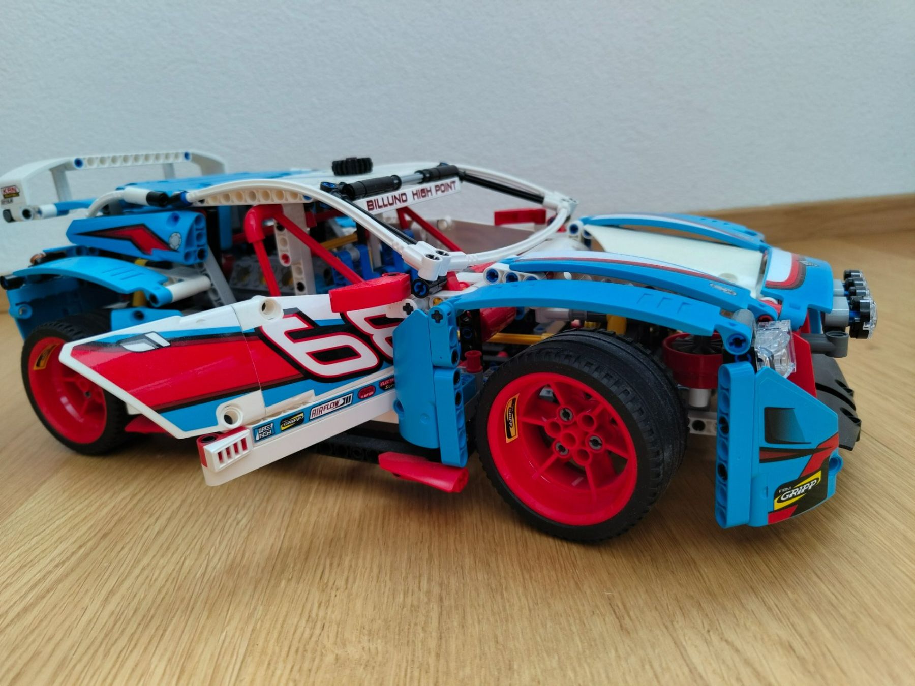 Lego Spielzeuge: LEGO Technic Rally Auto 42077 – Gebraucht aus Schwyz von Balmer92 6