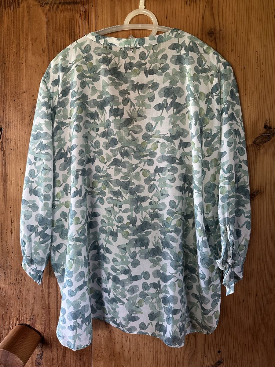 Camicette: Nile Bluse, XL Weiss/Grün gemustert – Usato da Riken AG venduto da est_vqd6 1