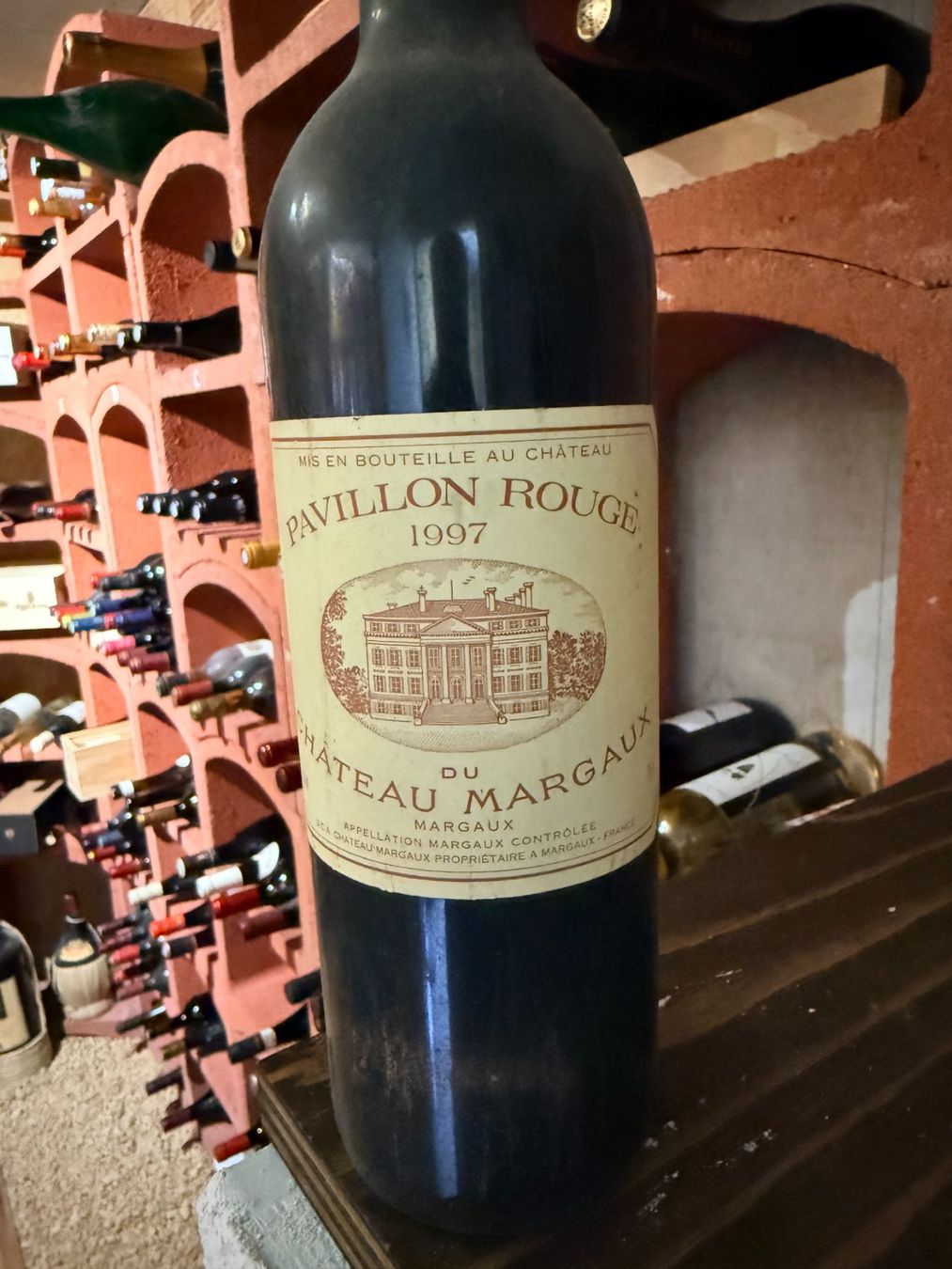 Vino: CHATEAU PAVILLON ROUGE, MARGAUX 1997 – Nuovo e nell'imballaggio originale da Attalens venduto da jfdesignteam 2
