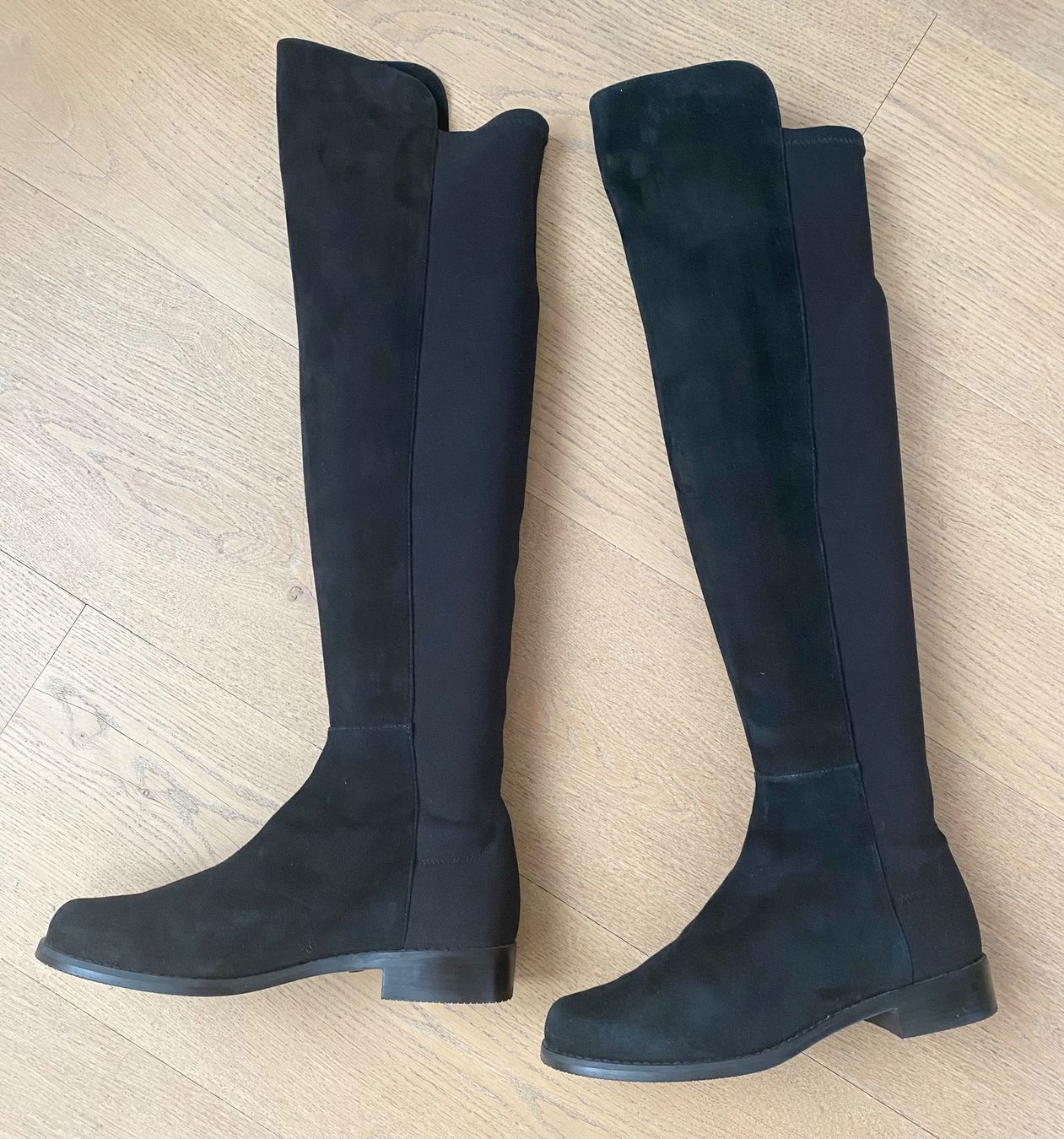 Stuart Weitzman Scarpe da donna: Stiefel Overknee Stuart Weitzman – Usato da Hinteregg venduto da VeraZ 2