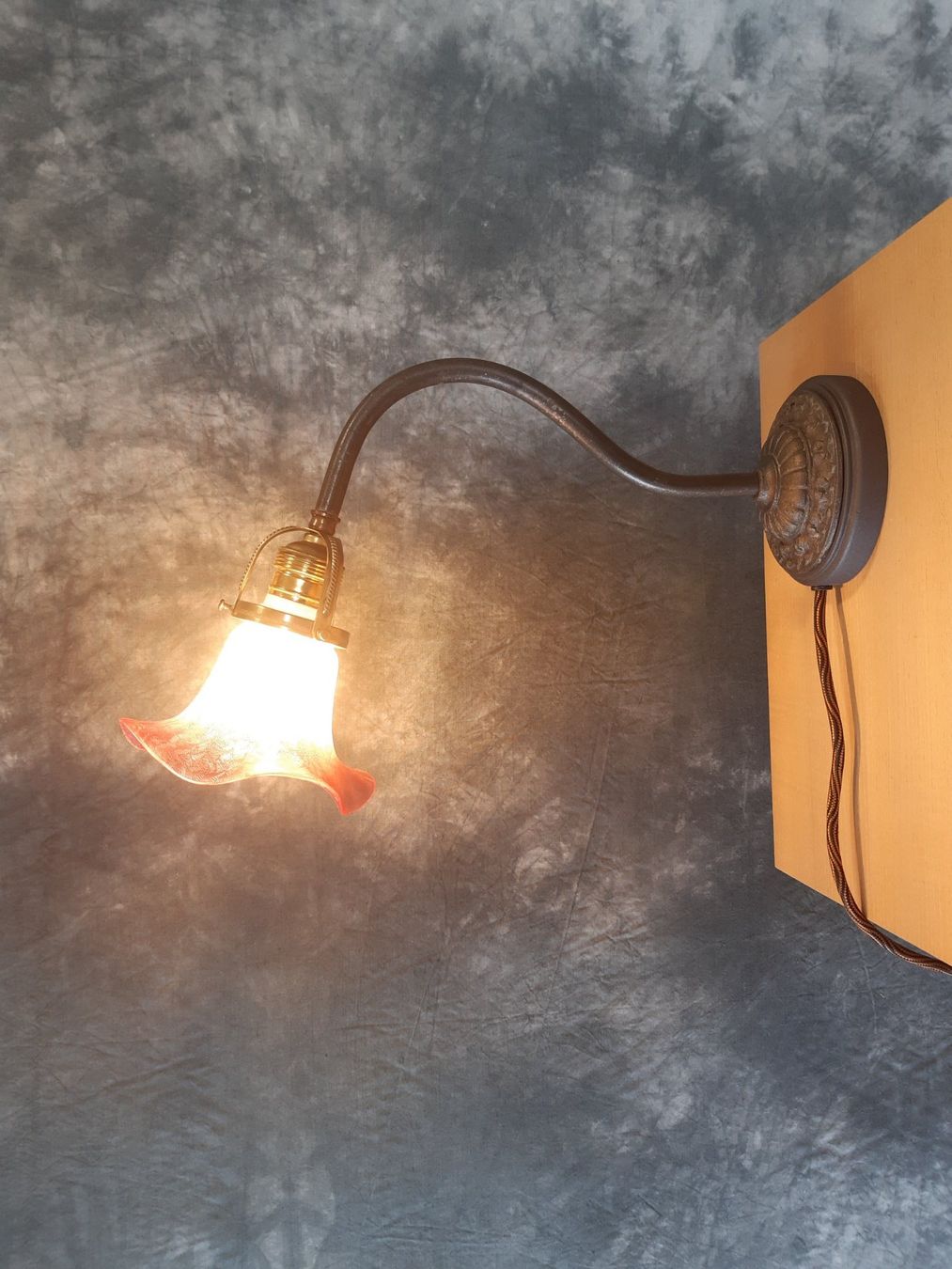 Lampade: Restaurierte Wandlampe Jugendstiel – Usato da Winterthur venduto da lampenretter