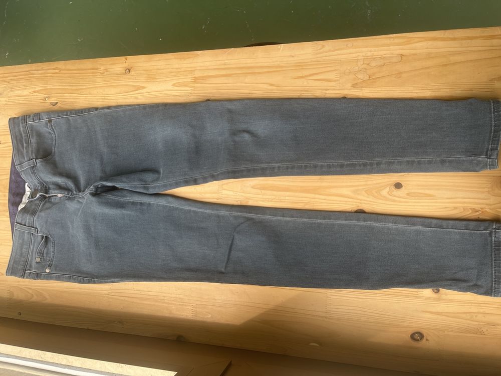Stella McCartney Jeans: Stella McCartney Jeans, T.28, gris bleuté  – D'occasion à Fribourg par plenilunios 4