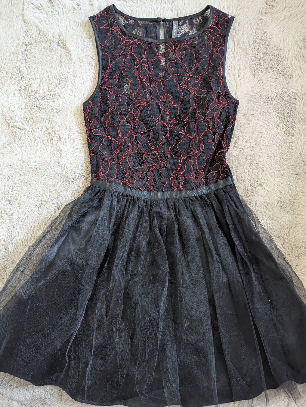 Nafnaf Vestiti: sublime robe Naf Naf taille Xs – Nuovo (secondo la descrizione) da Montreux venduto da dem_gyt9