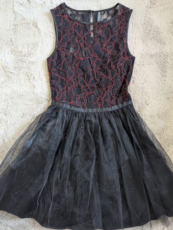 sublime robe Naf Naf taille Xs