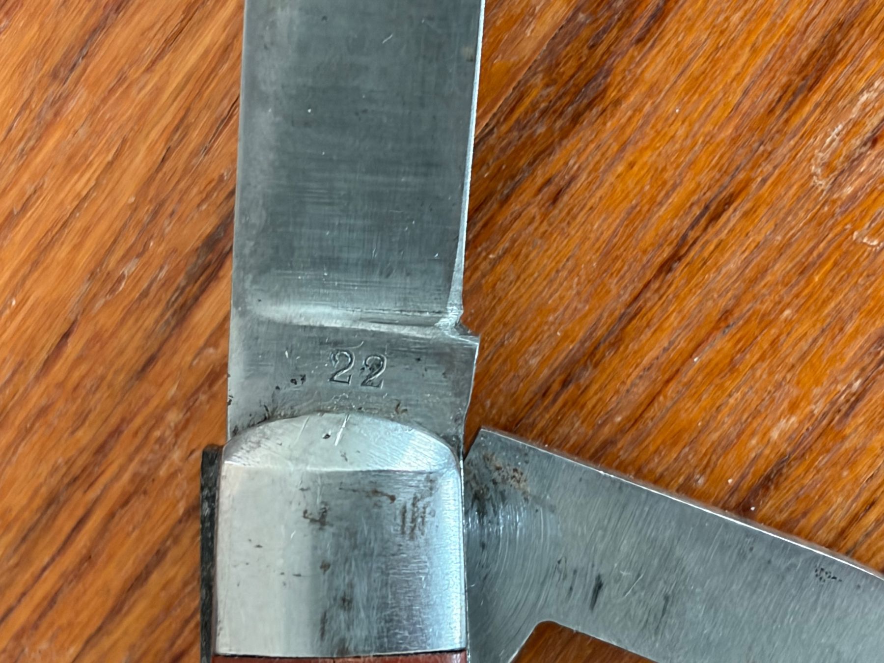Schweizer Armee Taschenmesser: Lot de Couteaux armée Suisse – Gebraucht aus La Chaux-de-Fonds von fro_g2tl 3