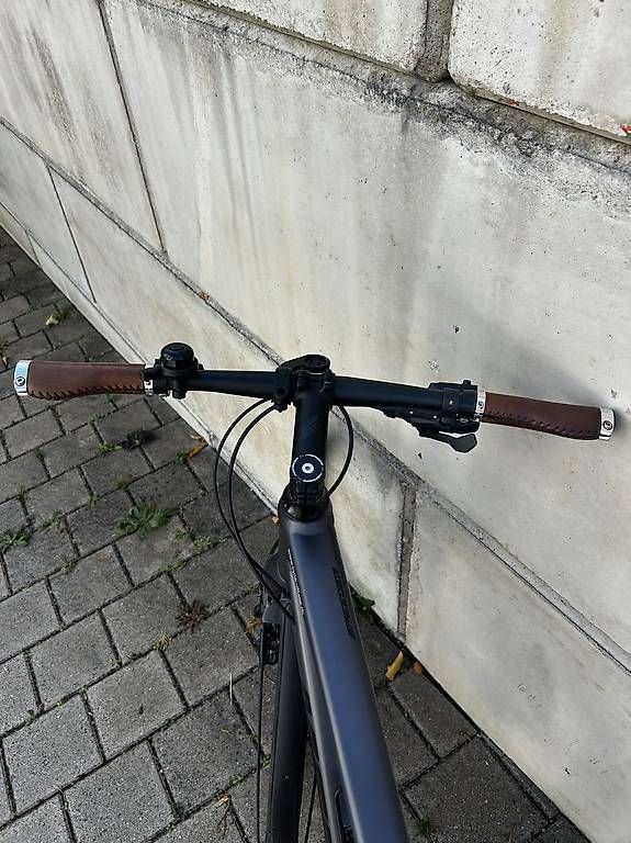 Velos: Merida Alltagsfahrrad Gr. M – Gebraucht aus Pfäffikon ZH von Ellenbogenbremser 4