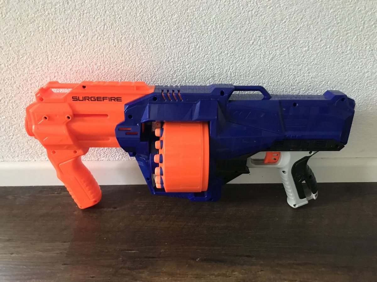 Nerf Giocattoli: Nerf N-Strike Surgefire - Top Zustand – Usato da Altikon venduto da Katanapeto