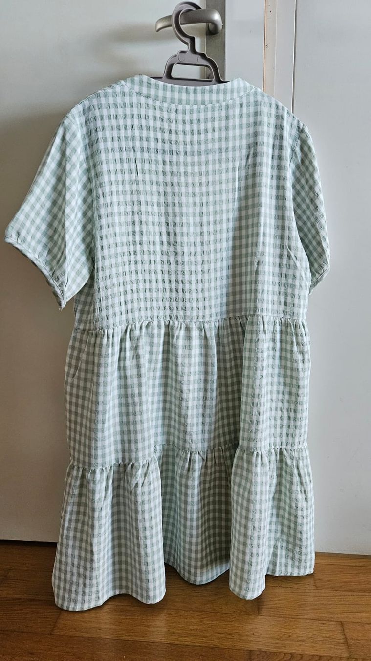 Kleider: Gingham dress light green checkered size M – Gebraucht aus Zug von diana.bee 1