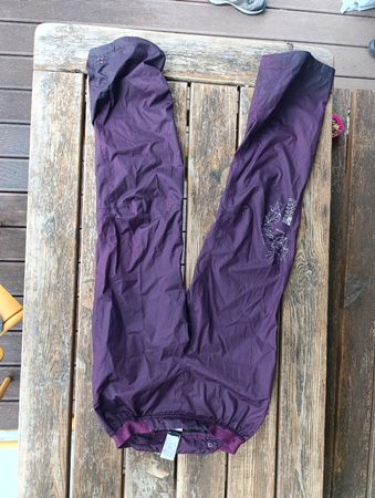 Quechua Regenhose, wasserdicht, violett, top Zustand