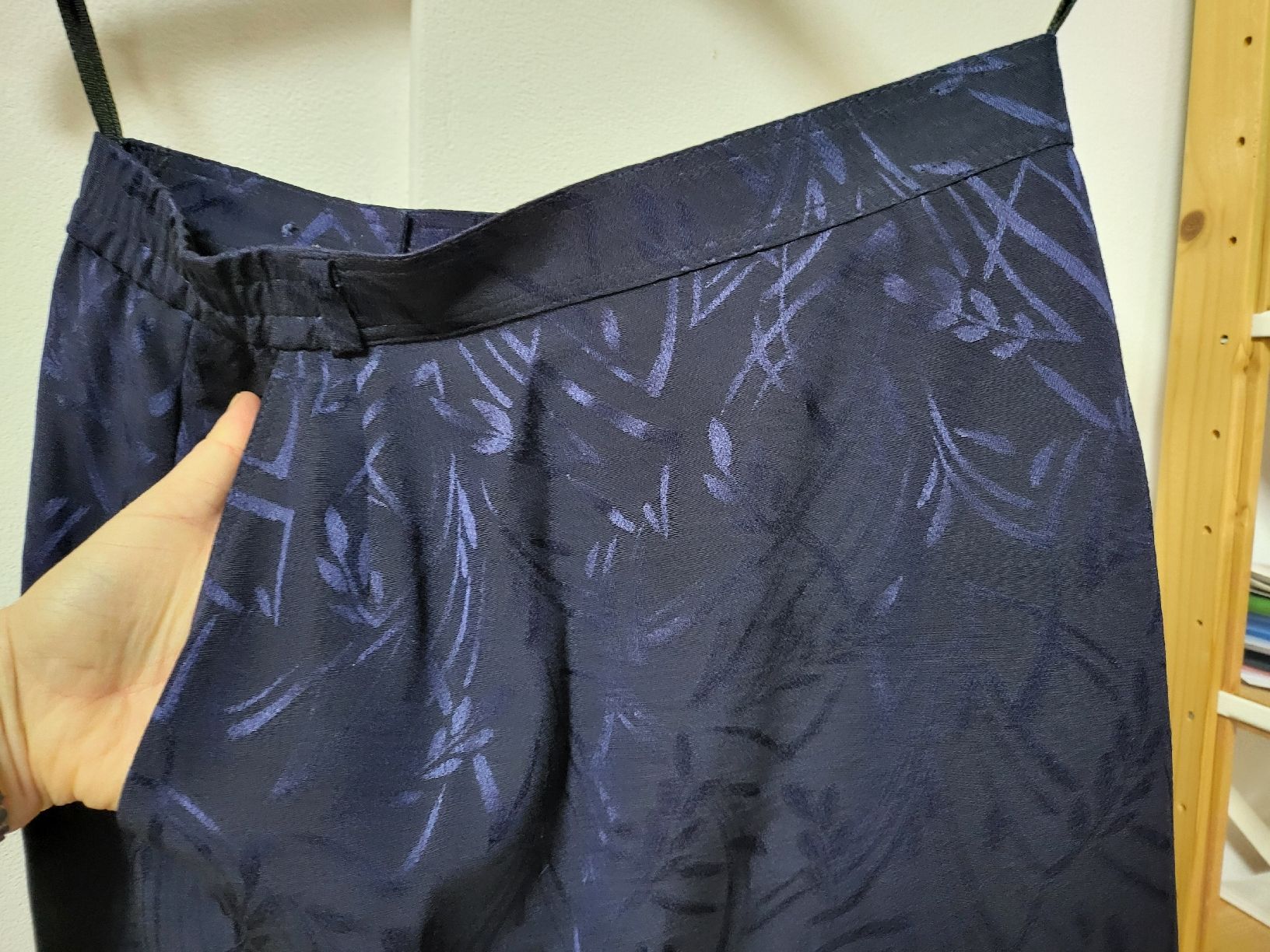 Gonne: Jupe Rock dunkelblau mit Muster Gr 36 – Usato da Horgen venduto da 2CH70 4